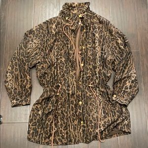 Apart Lighweight Leopard jacket, size Large